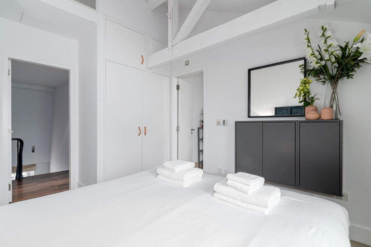 A Stunning Three Bedroom In Mayfair Appartamento *