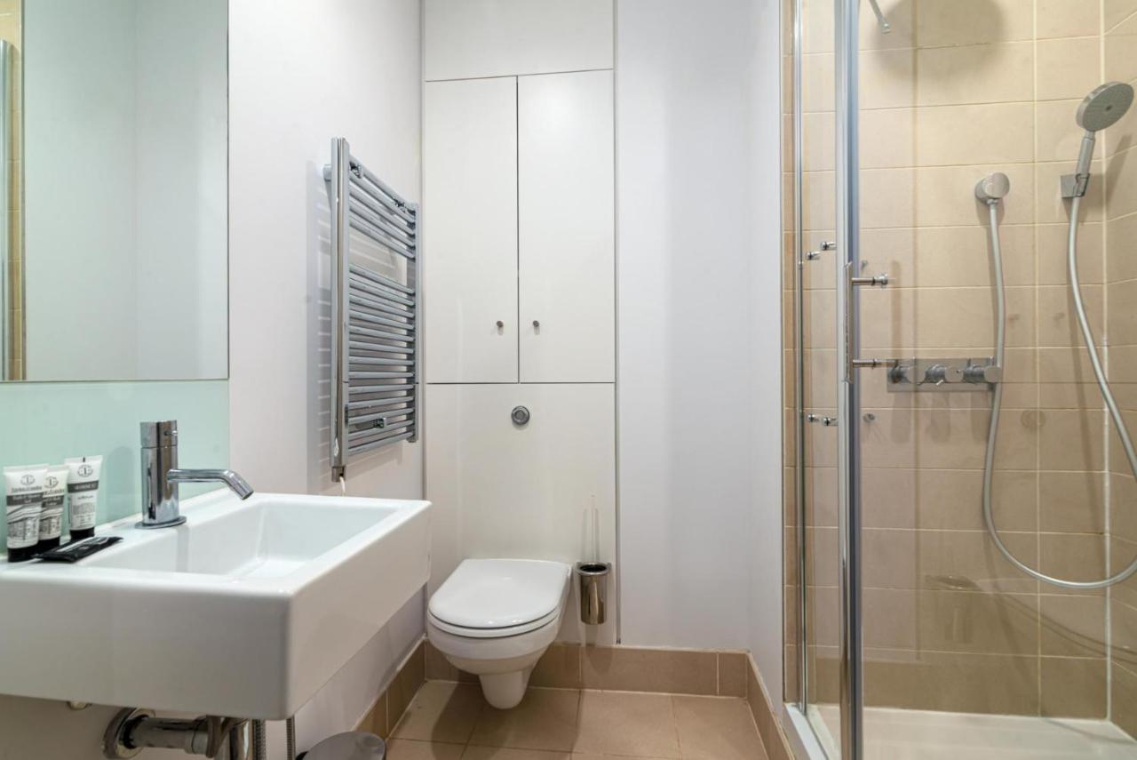 A Stunning Three Bedroom In Mayfair Appartamento *